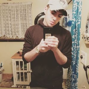 Meet your Posher, Joshua